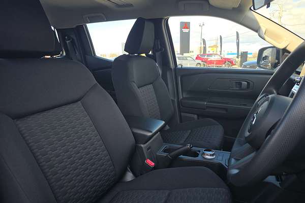 2024 Mitsubishi Triton GLX MV 4X4