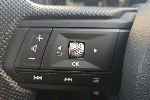 2024 Mitsubishi Triton GLX MV 4X4