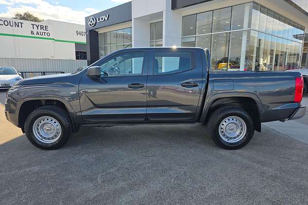2024 Mitsubishi Triton GLX MV 4X4