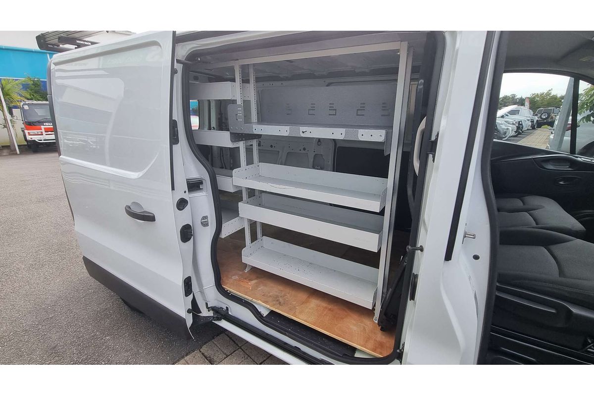 2020 Mitsubishi Express GLX SN LWB