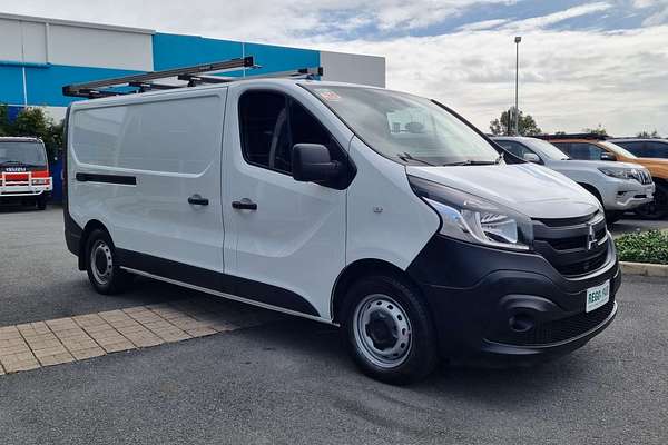 2020 Mitsubishi Express GLX SN LWB