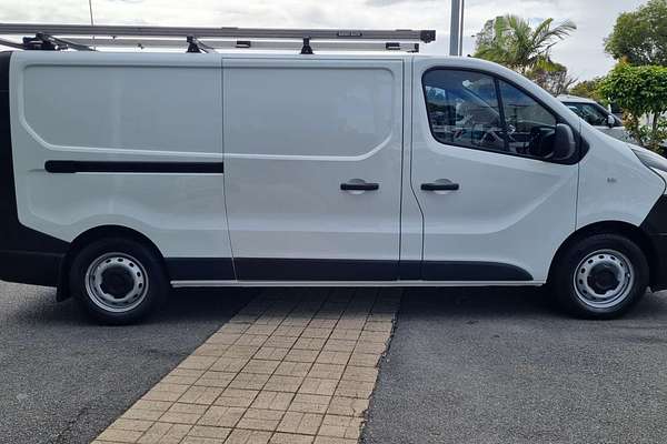 2020 Mitsubishi Express GLX SN LWB