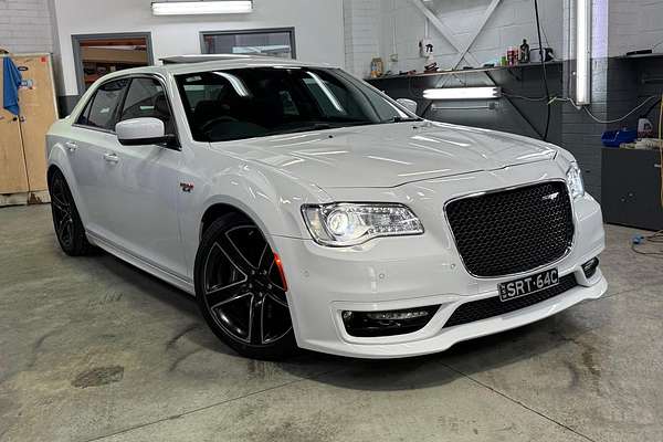 2015 Chrysler 300 SRT LX