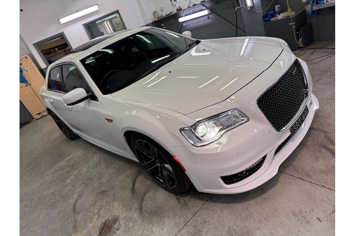 2015 Chrysler 300 SRT LX