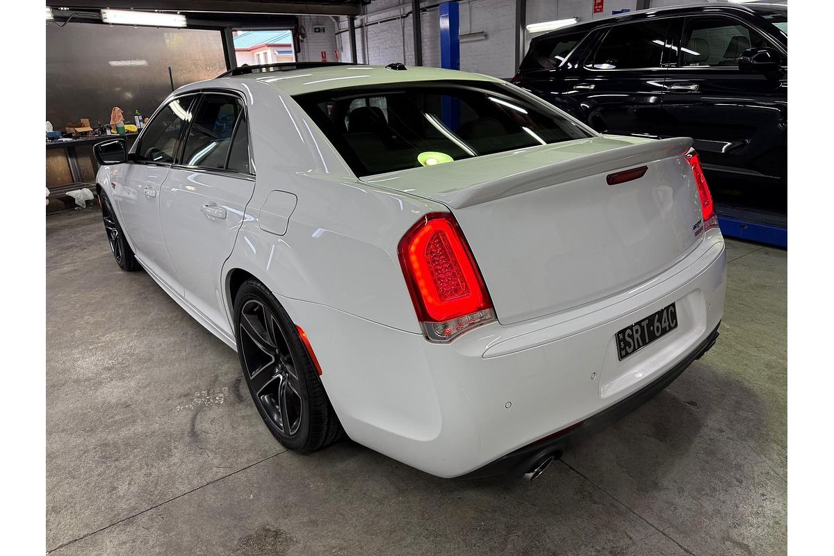2015 Chrysler 300 SRT LX