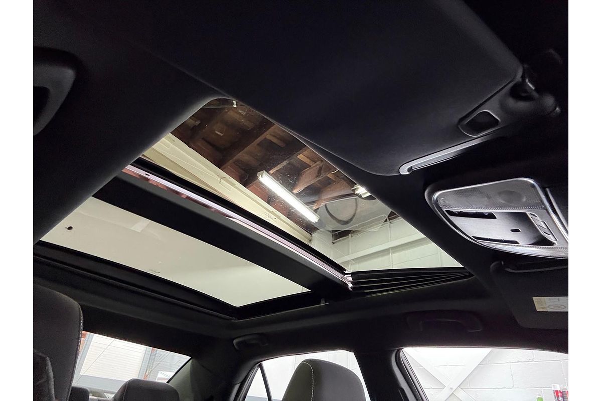 2015 Chrysler 300 SRT LX