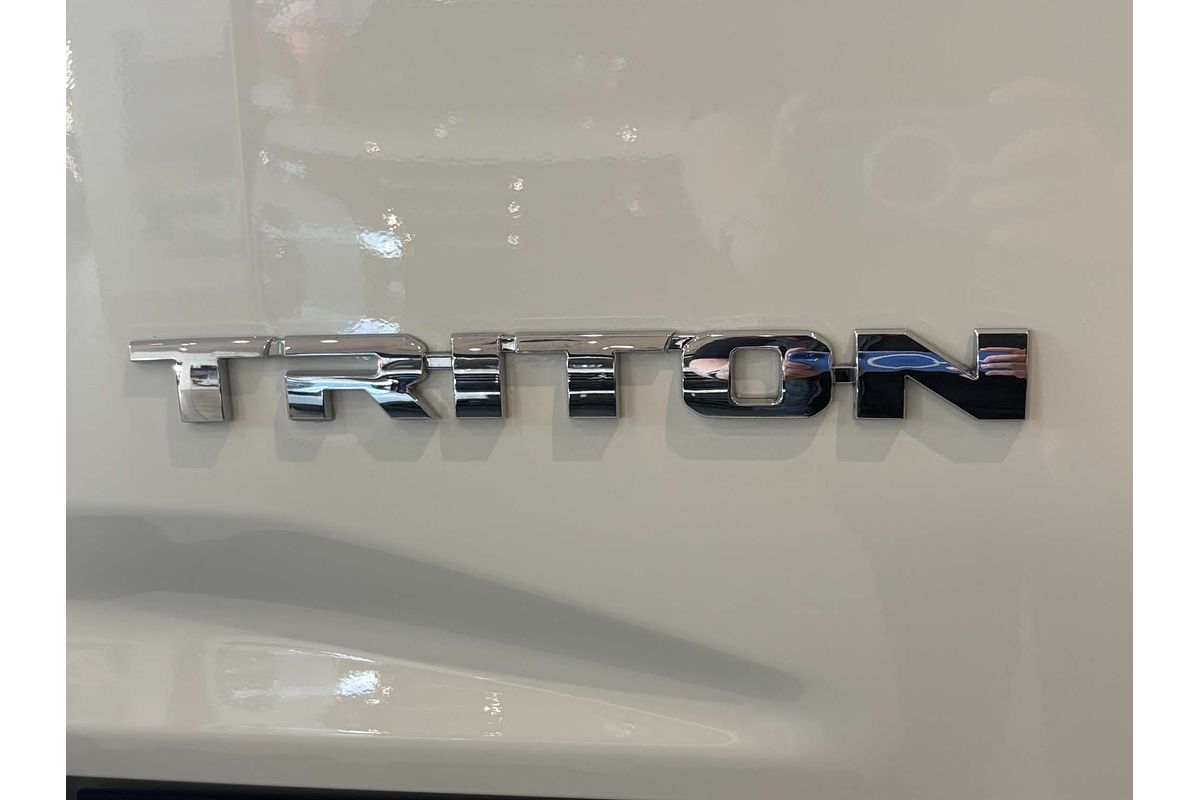 2025 Mitsubishi Triton GLX-R MV 4X4