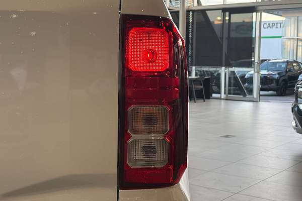 2025 Mitsubishi Triton GLX-R MV 4X4