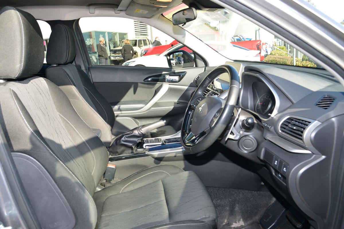 2019 Mitsubishi Eclipse Cross Black Edition YA
