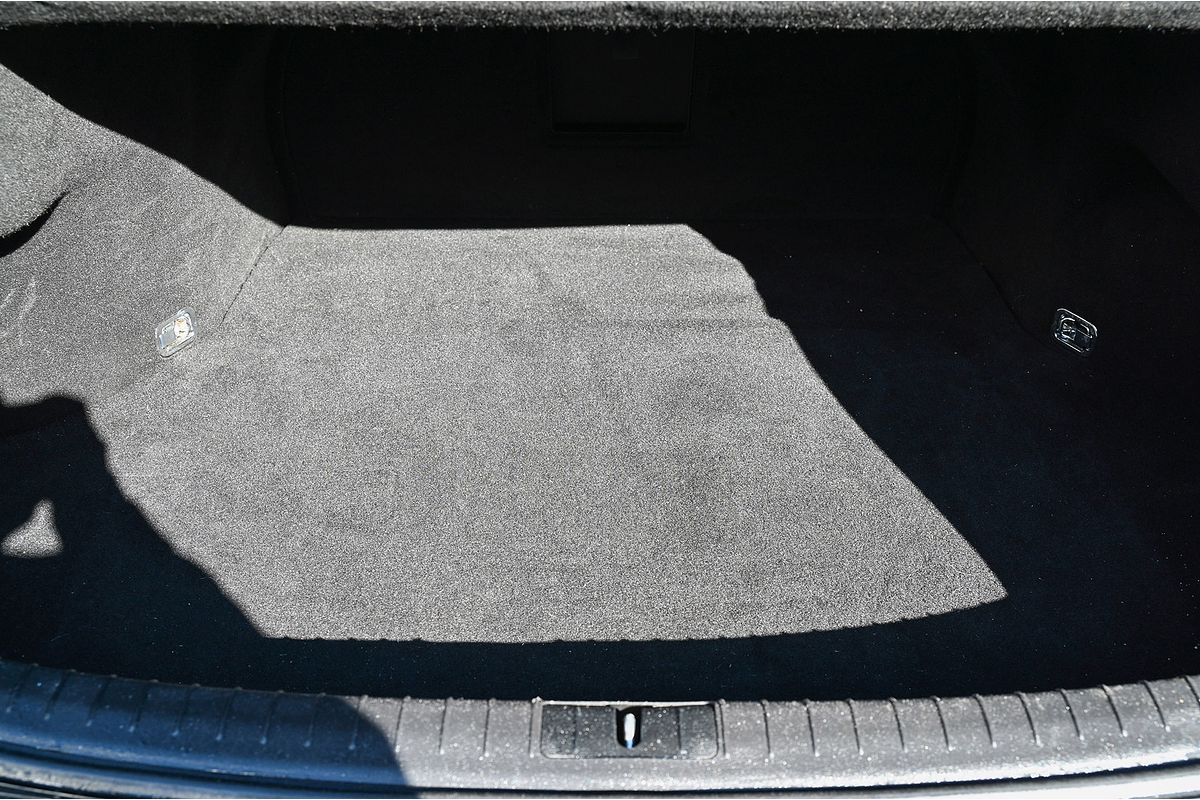 2015 Hyundai Genesis Ultimate Pack DH