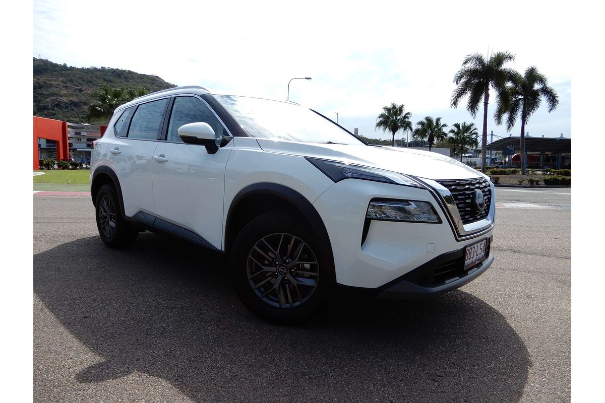 2024 Nissan X-TRAIL ST T33