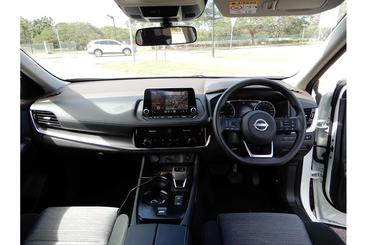 2024 Nissan X-TRAIL ST T33