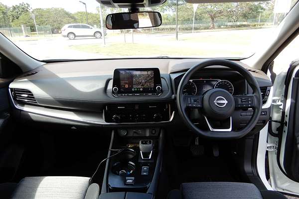 2024 Nissan X-TRAIL ST T33