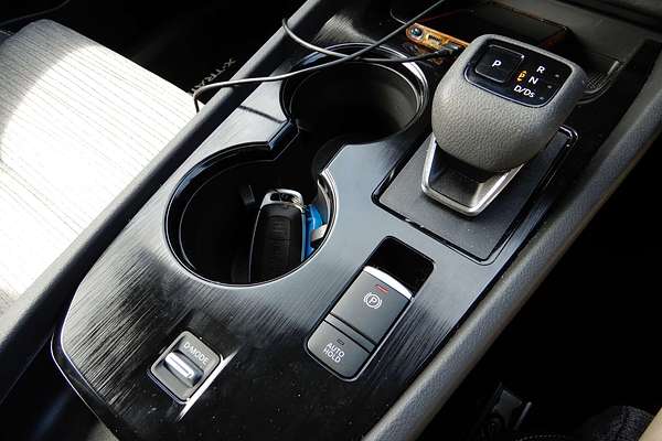 2024 Nissan X-TRAIL ST T33