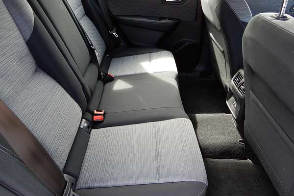 2024 Nissan X-TRAIL ST T33