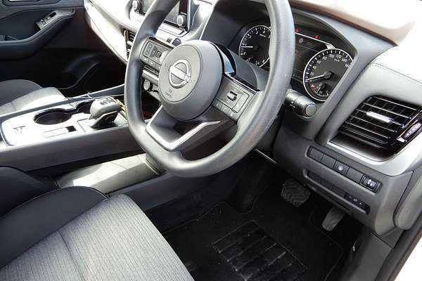 2024 Nissan X-TRAIL ST T33