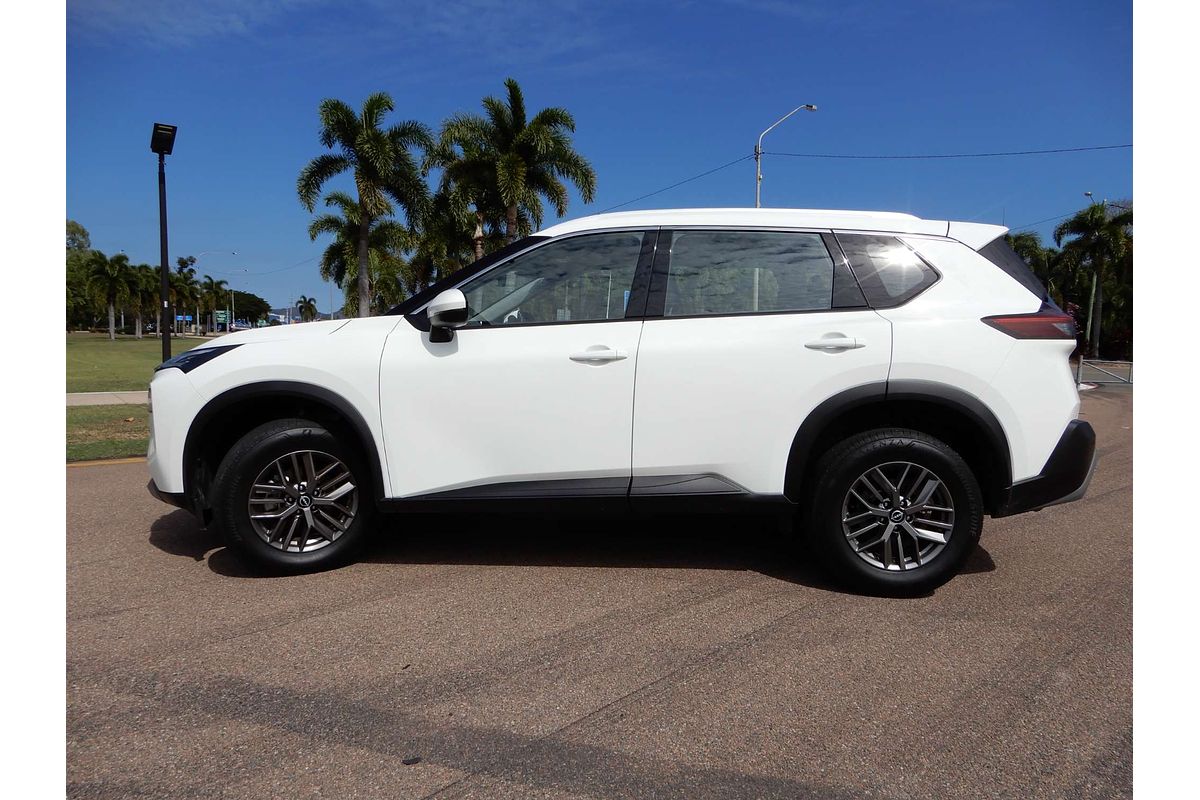 2024 Nissan X-TRAIL ST T33
