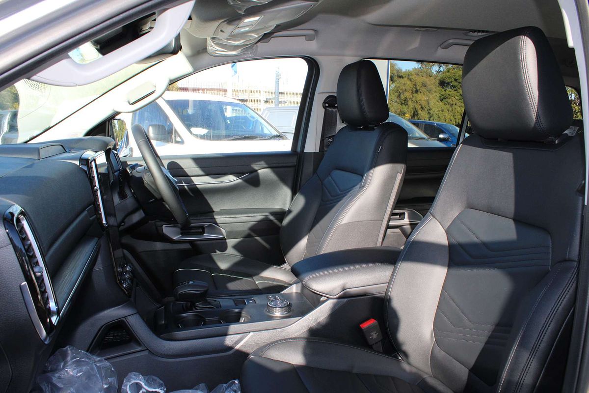 2025 Ford Everest Black Edition 2.0L