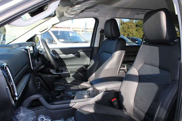 2025 Ford Everest Black Edition 2.0L