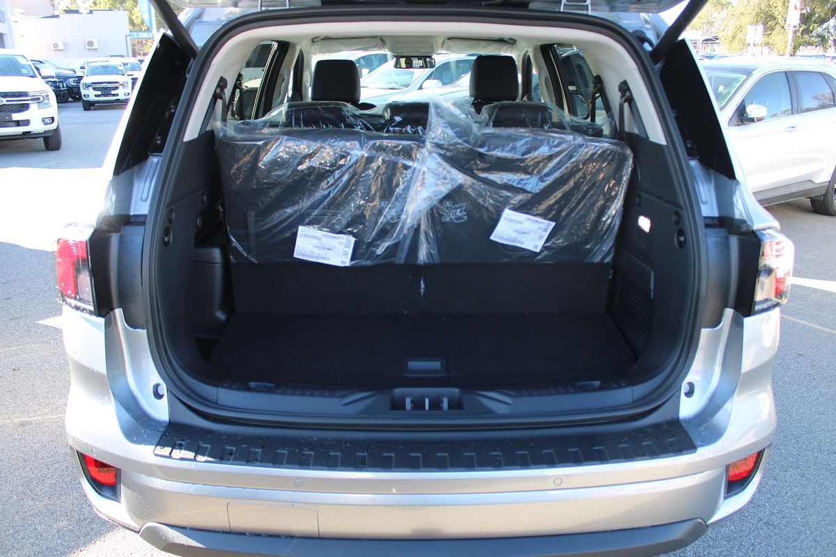 2025 Ford Everest Black Edition 2.0L