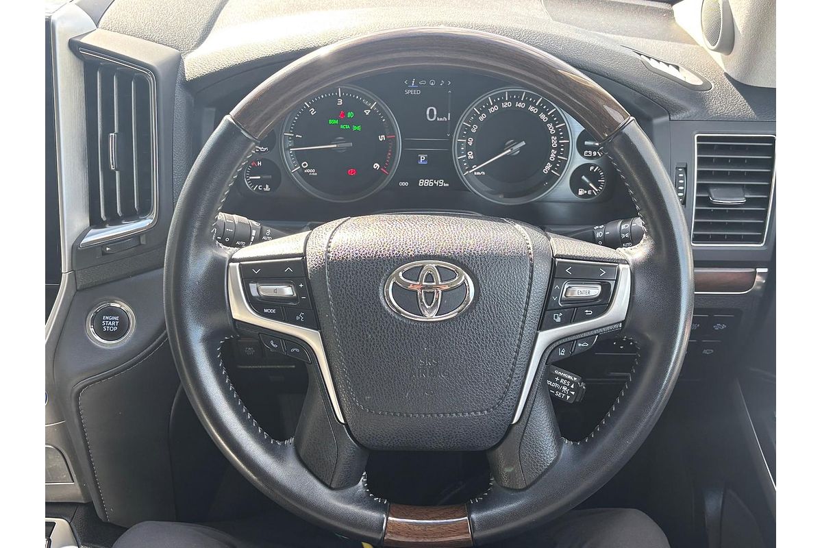 2021 Toyota Landcruiser Sahara VDJ200R