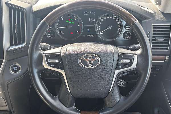 2021 Toyota Landcruiser Sahara VDJ200R