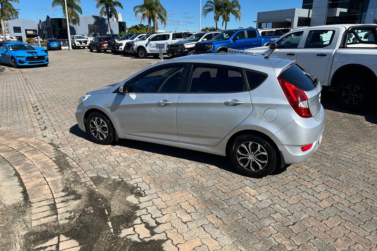2014 Hyundai Accent Active RB2