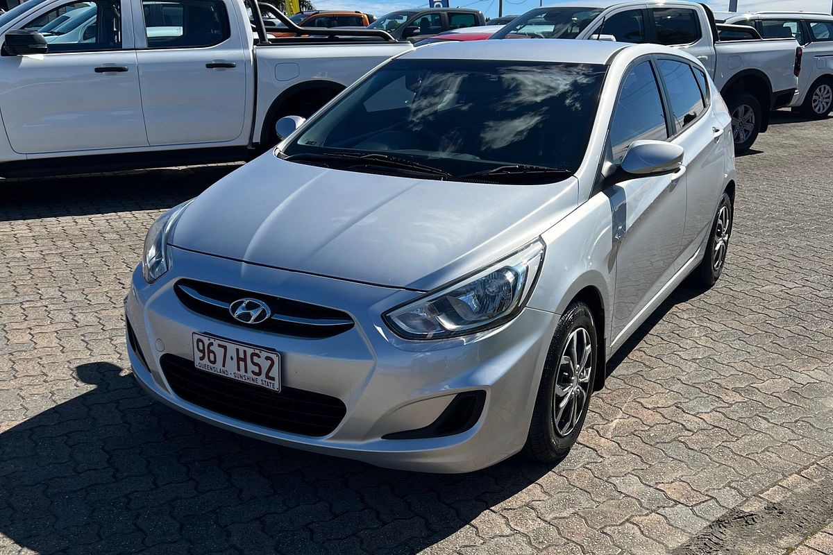 2014 Hyundai Accent Active RB2