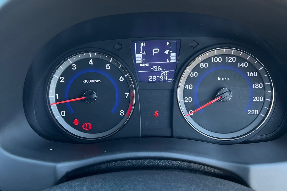 2014 Hyundai Accent Active RB2