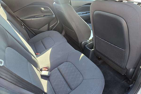 2015 Kia Rio S UB