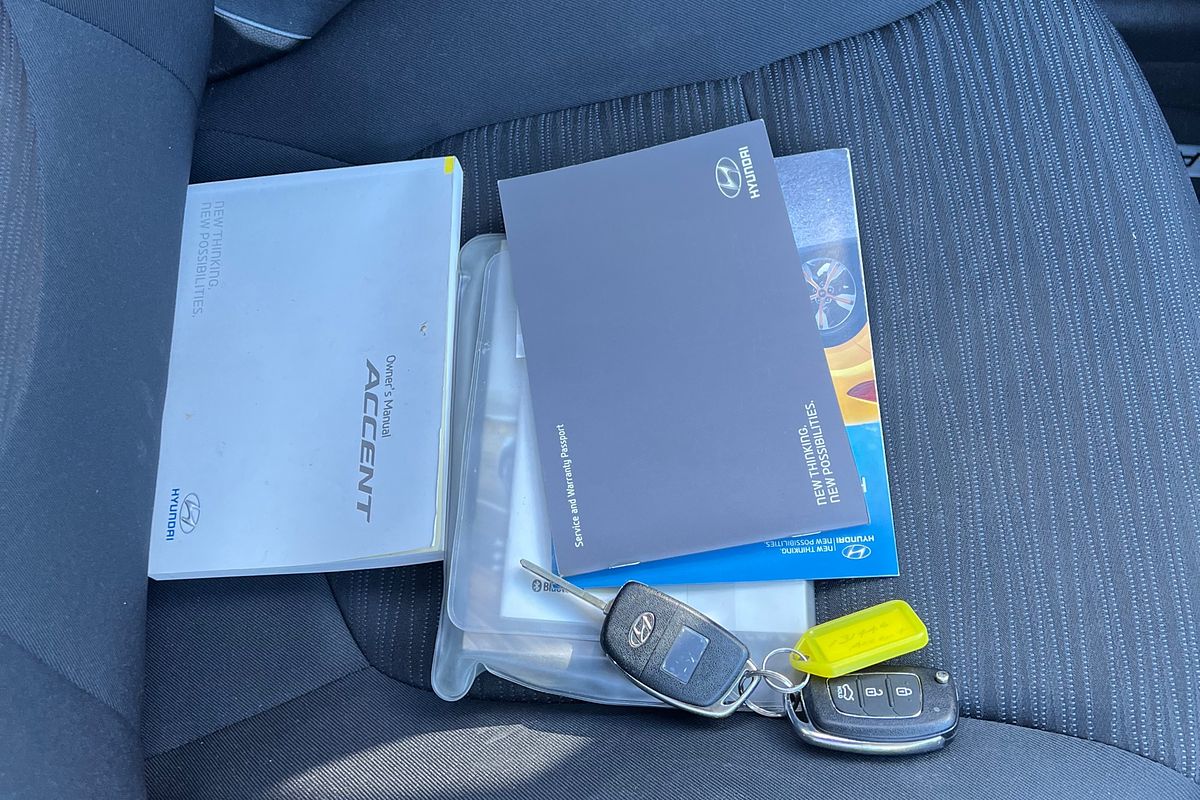 2014 Hyundai Accent Active RB2