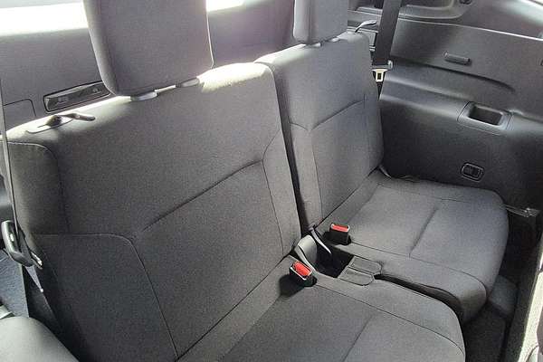 2025 Mitsubishi Outlander LS ZM