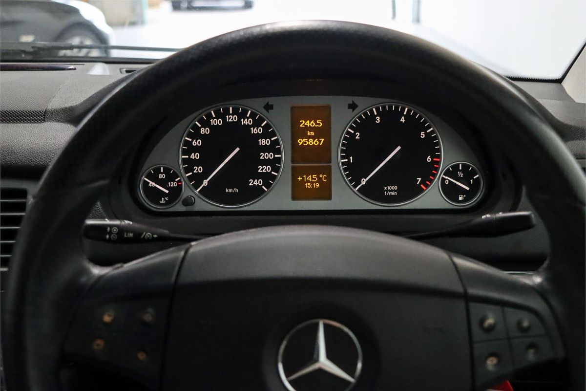 2011 Mercedes-Benz B-Class B200 W245
