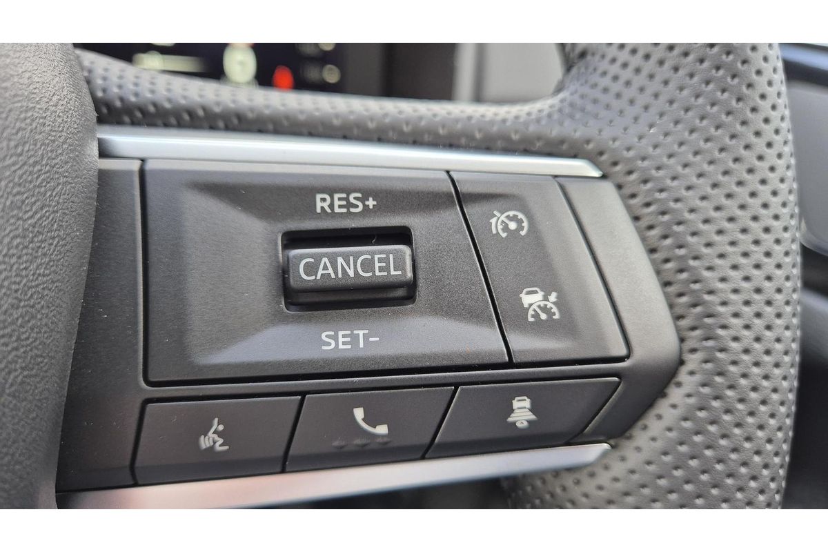 2025 Mitsubishi Outlander LS ZM