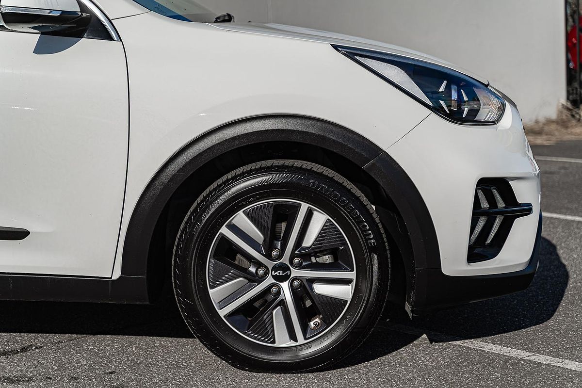 2021 Kia Niro Hybrid S DE