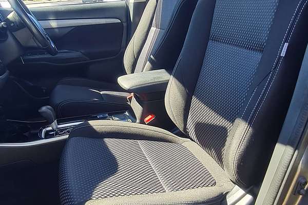 2017 Mitsubishi Outlander LS ZK