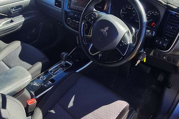 2017 Mitsubishi Outlander LS ZK