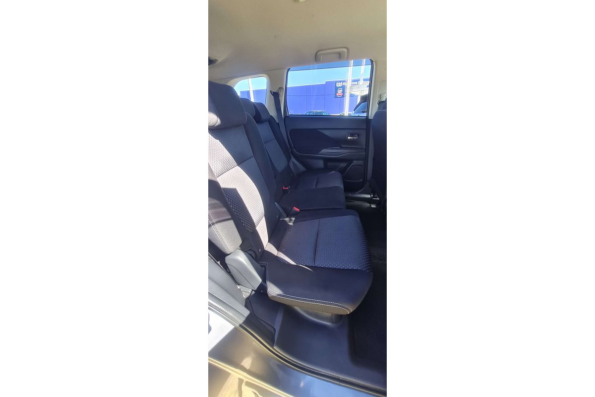 2017 Mitsubishi Outlander LS ZK