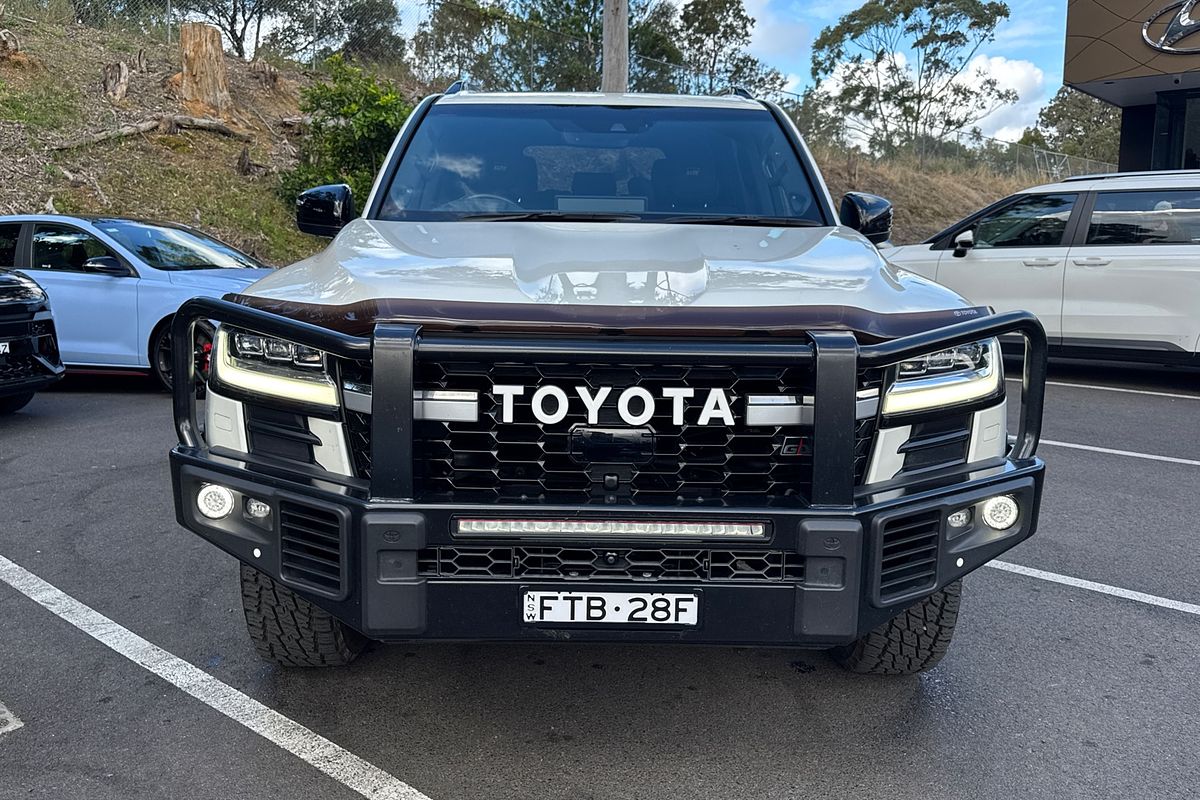 2022 Toyota Landcruiser GR Sport FJA300R
