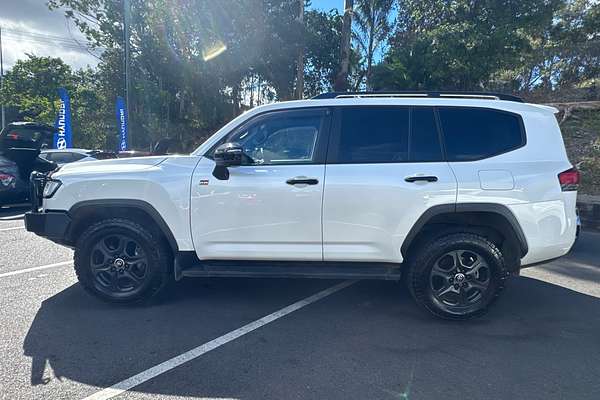 2022 Toyota Landcruiser GR Sport FJA300R