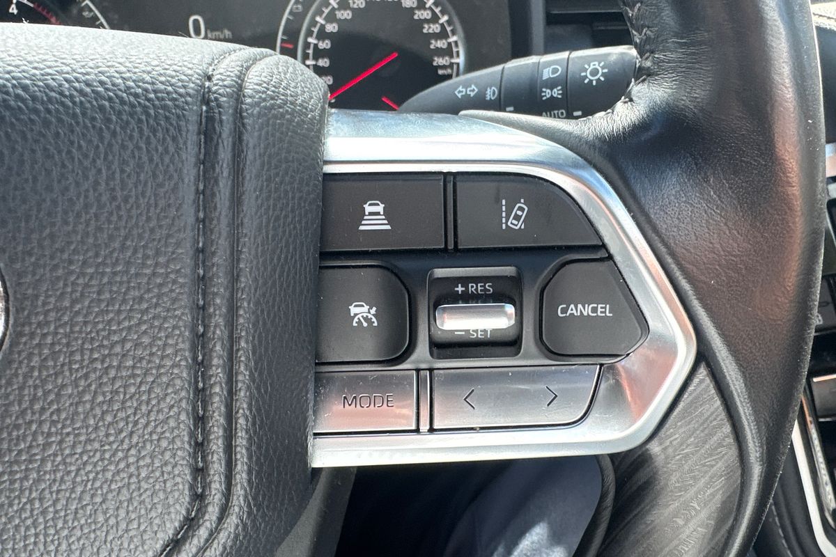 2022 Toyota Landcruiser GR Sport FJA300R