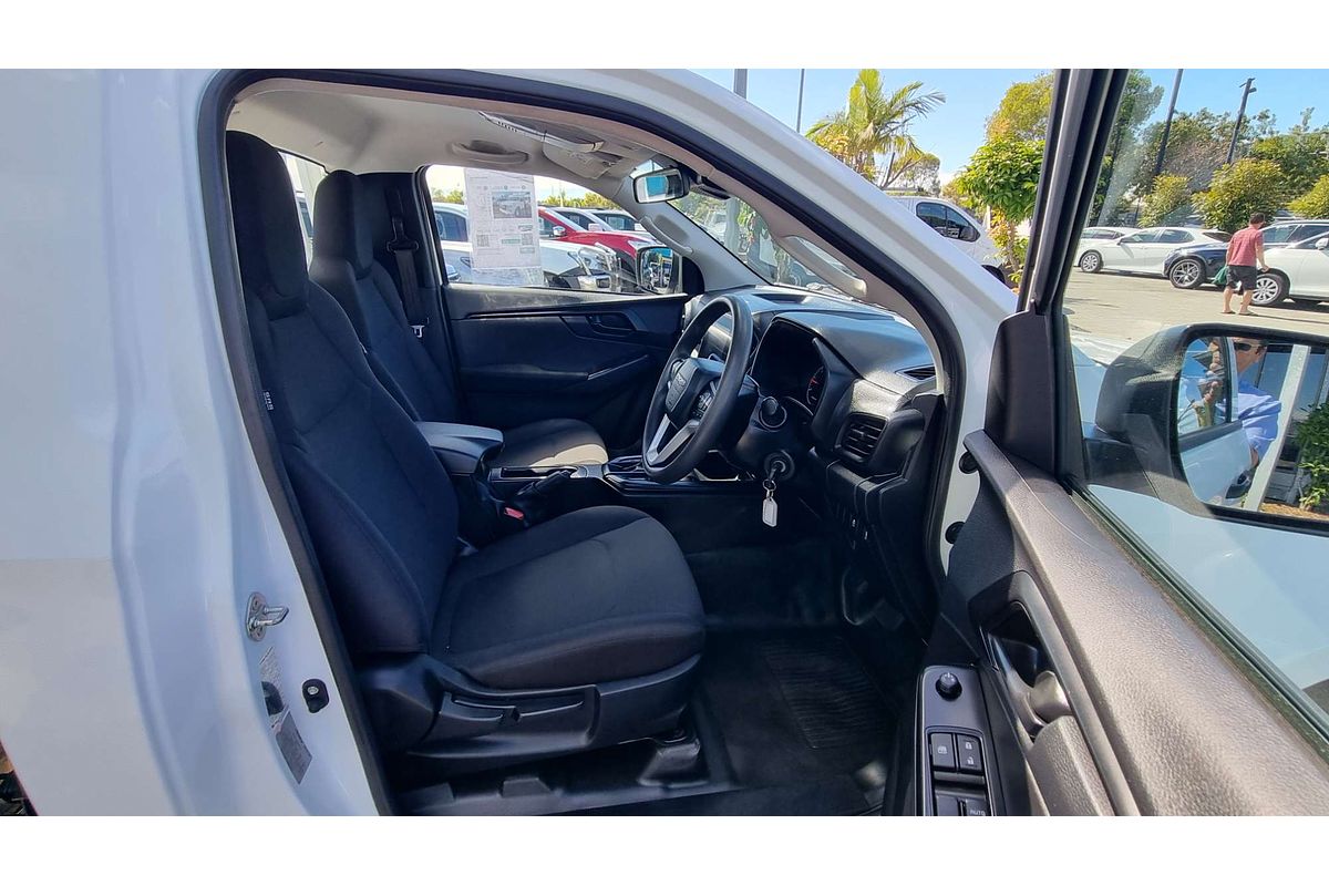 2023 Isuzu D-MAX SX High Ride  Rear Wheel Drive