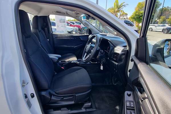 2023 Isuzu D-MAX SX High Ride  Rear Wheel Drive