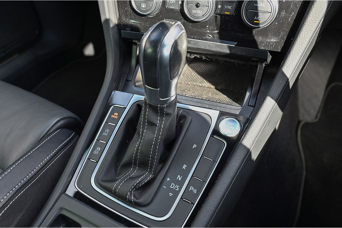 2017 Volkswagen Golf R Wolfsburg Edition 7.5