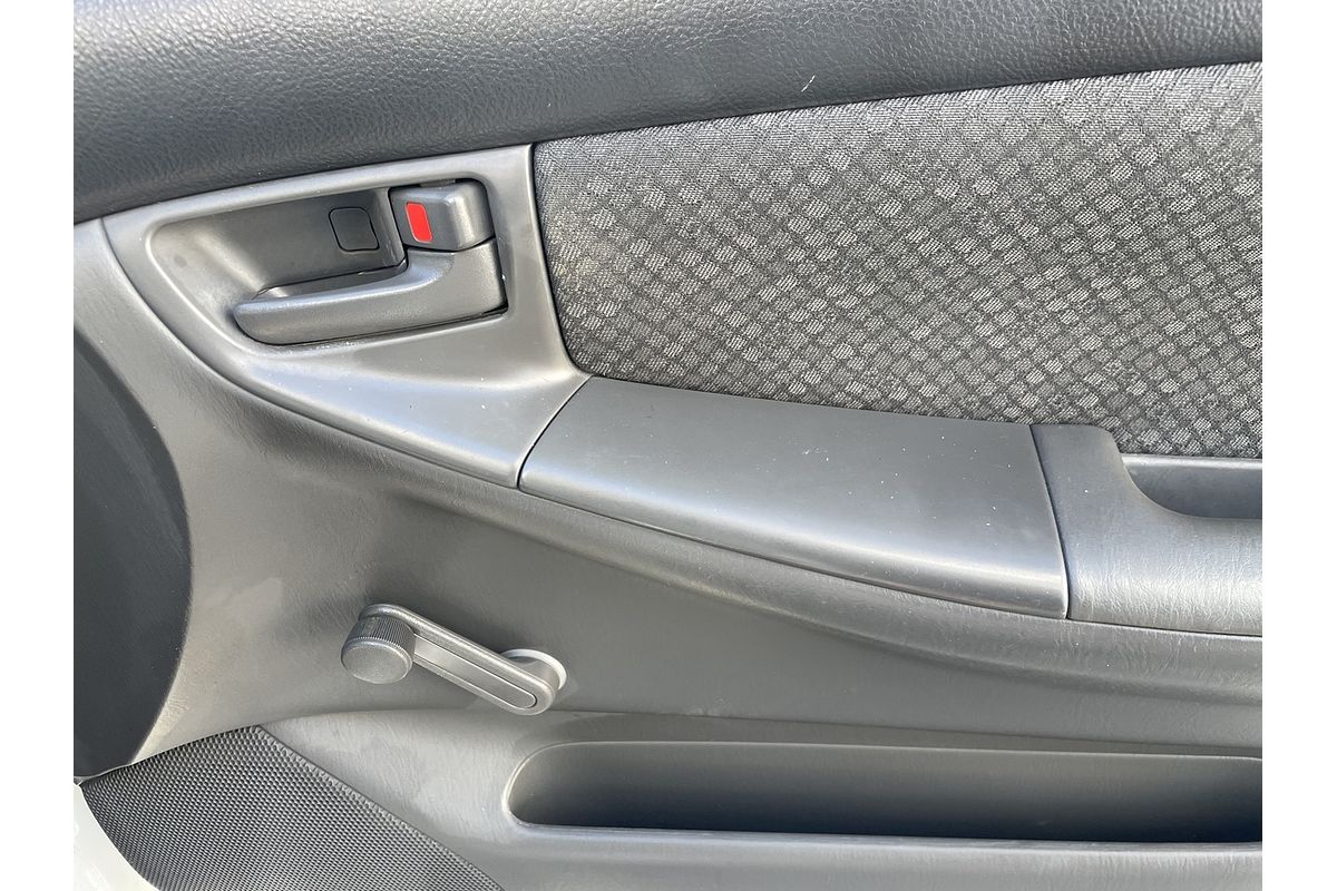 2005 Toyota Corolla Ascent ZZE122R
