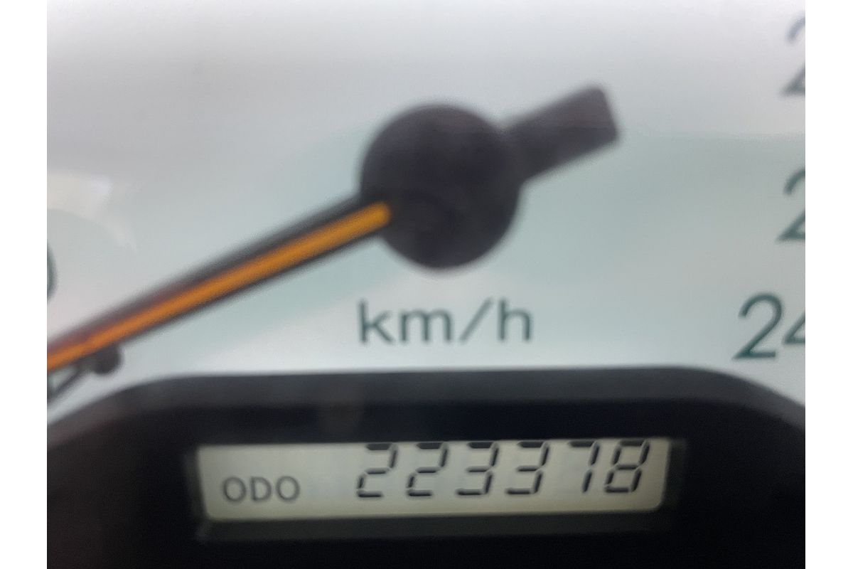 2005 Toyota Corolla Ascent ZZE122R
