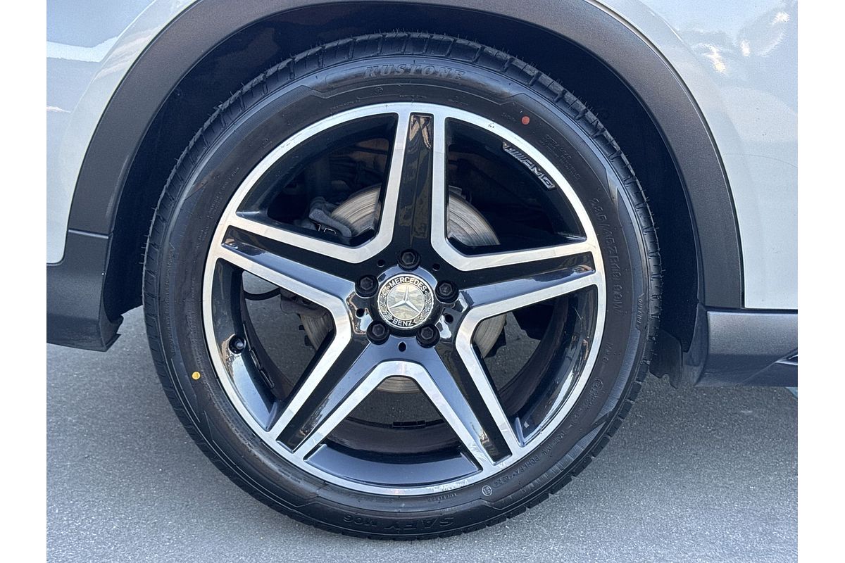 2015 Mercedes-Benz GLA-Class GLA250 X156