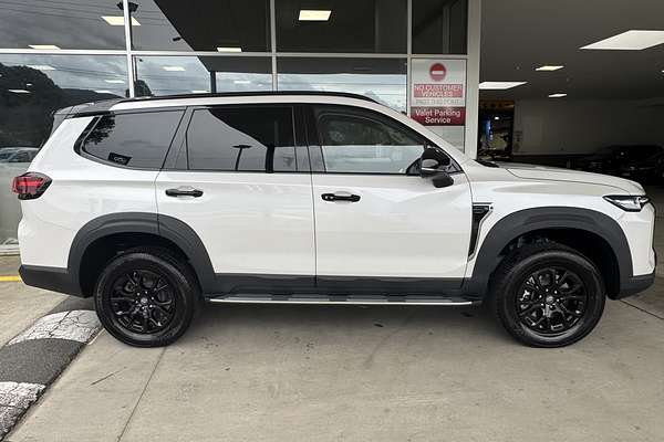 2025 LDV D90 Executive SV9A