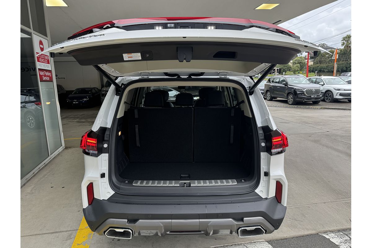 2025 LDV D90 Executive SV9A
