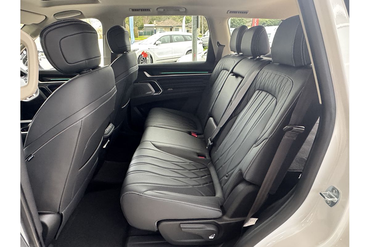 2025 LDV D90 Executive SV9A